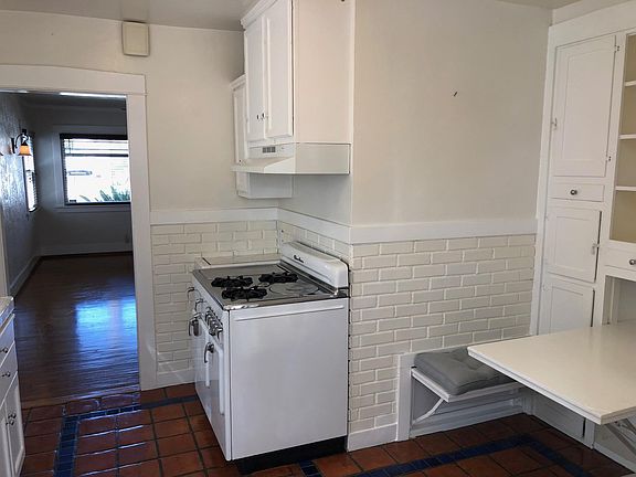 5th image of 332 Saint Joseph Ave