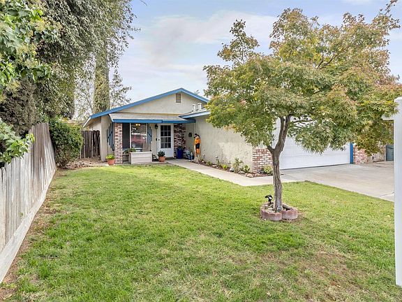3rd image of 772 Camino Ct
