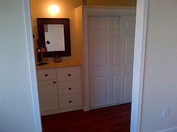 4th image of 730 S Catalina St #2002