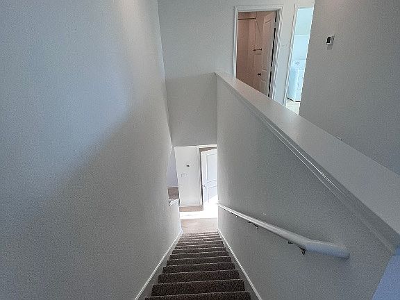 4th image of 417 Lake Sweetwater Ln #417