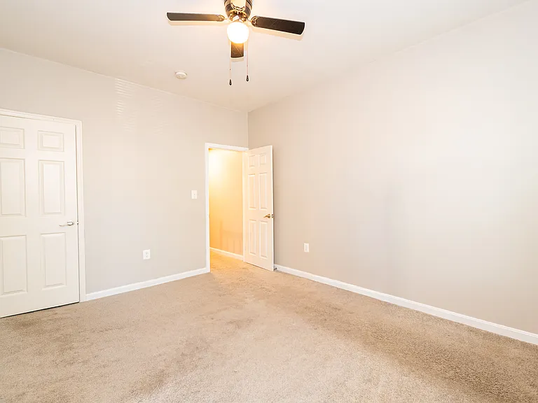 2639 Boone St — Photo 10