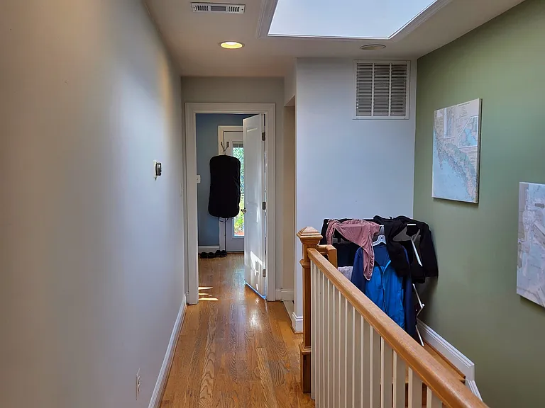 907 Webster St NW #3 — Photo 27