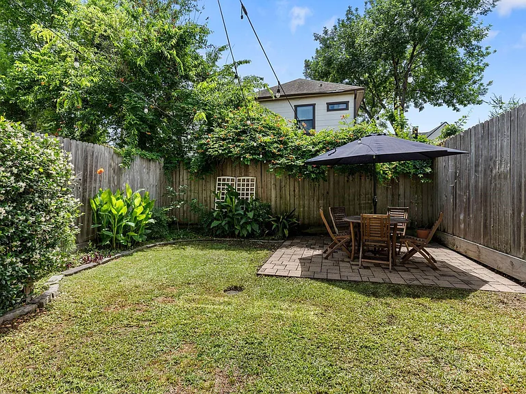 4205 Koehler St #B — Photo 10