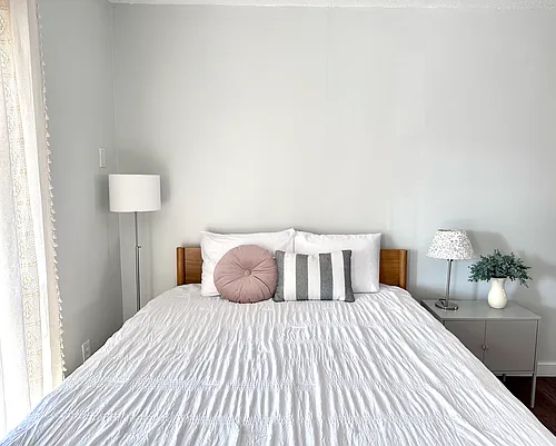 917 Dacian Ave #2 Photo 1