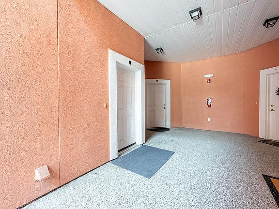 5th image of 13827 Herons Landing Way APT 9