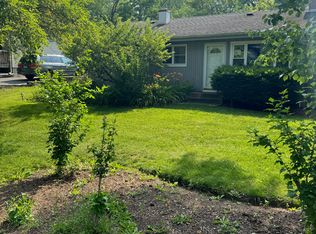 322 Northern Ct, Island Lake, IL 60042