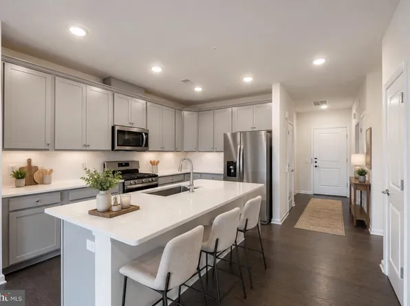 1 Culvert Dr Unit 409, Princeton Junction, NJ 08550