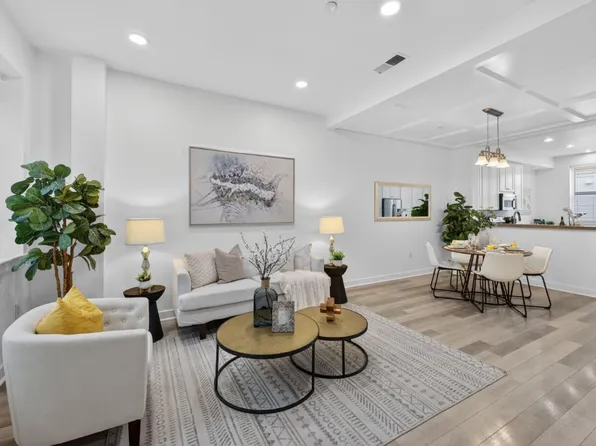 213 Cahill Park Dr, San Jose, CA 95126