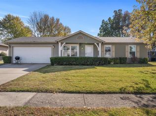 712 Larkspur Ln, O'Fallon, MO 63366