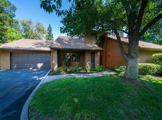 2095 W Barstow Ave, Fresno, CA