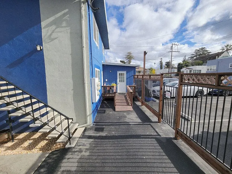 229 Tennessee St #D — Photo 6