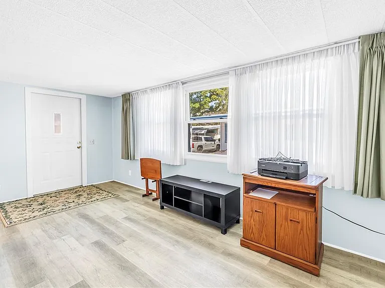 1100 Belcher Rd S #502 — Photo 4