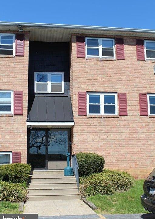 1st image of 335 E Lancaster Ave Unit F2