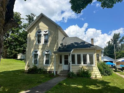 526 W Upton Ave, Reed City, MI, 49677