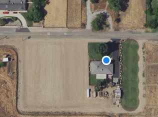 9867 Elder Ave, Hanford, CA 93230