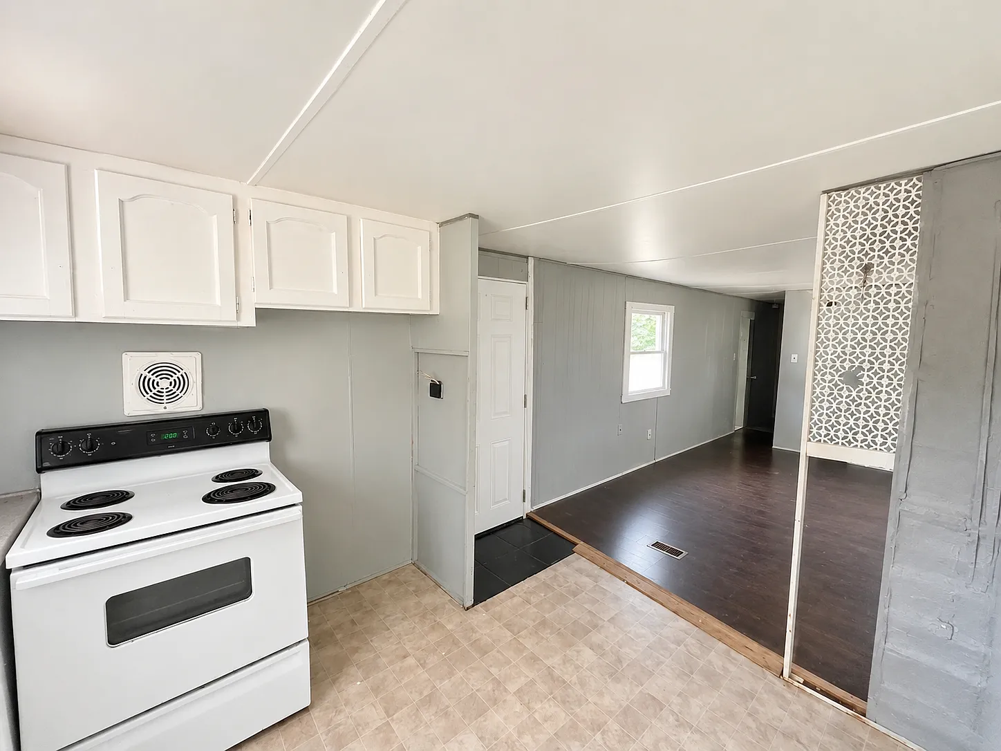 1 bed, $575 — Photo 3