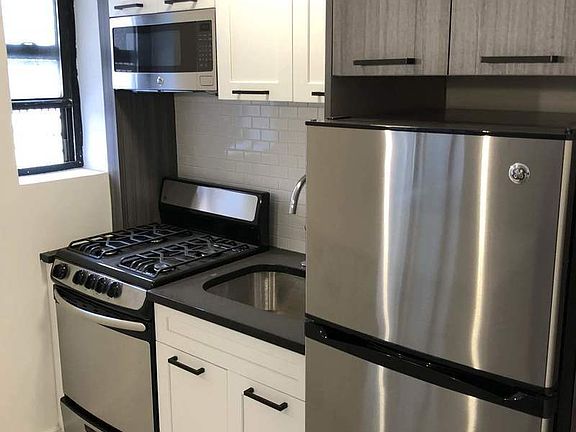 2nd image of 3501 Foster Ave APT 1C