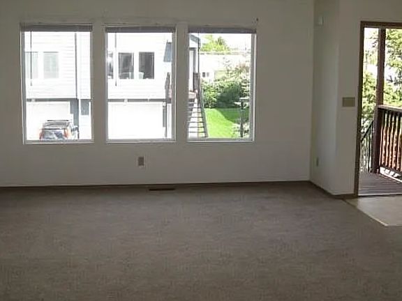 3rd image of 1725 W Kagy Blvd
