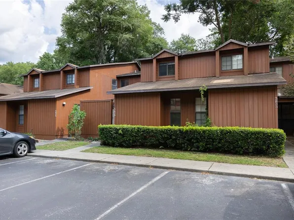 5829 SW 8th Pl, Gainesville, FL 32607