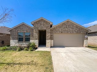 1902 Skylar Ln, Cleburne, TX 76033