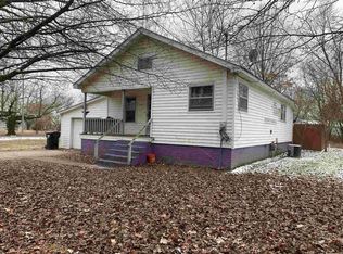1103 Wilmoth St, Harrisburg, IL 62946