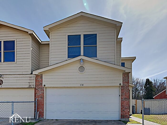 1st image of 138 Creek Cove Dr