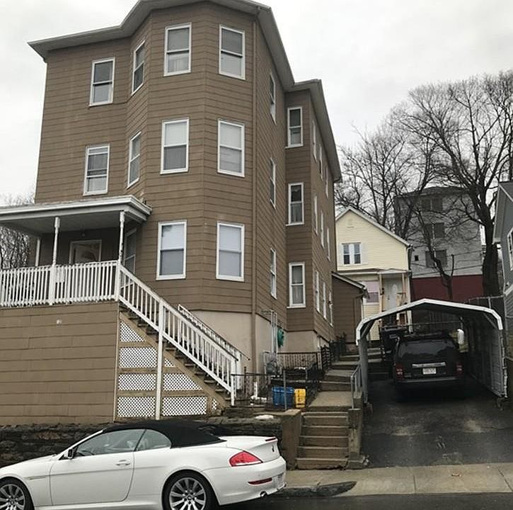 2nd image of 121 Eastern Ave