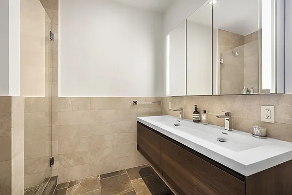Sold by Compass | media 18