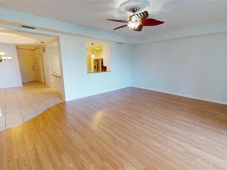 255 W End Dr #3206 — Photo 8