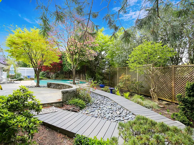 1755 Glastonberry Rd — Photo 88