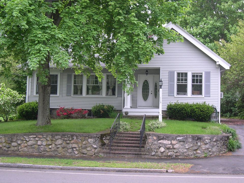 2nd image of 113 Pleasant St