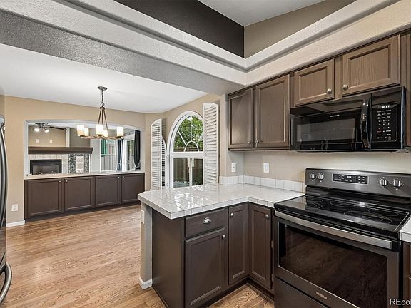 4th image of 1131 Laurenwood Way