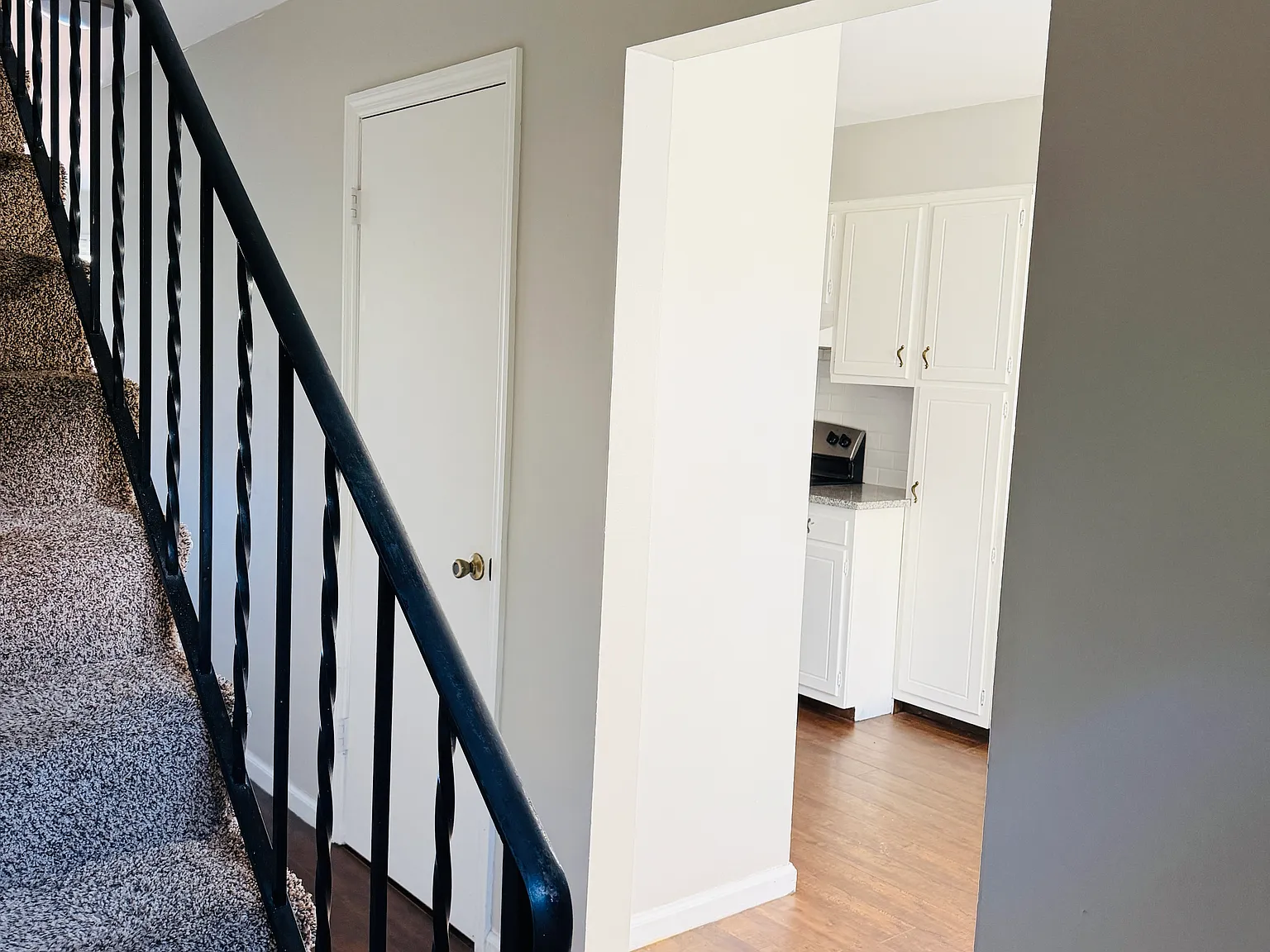 2 bed, 1.5 bath, 1080 sqft, $1,585 — Photo 3