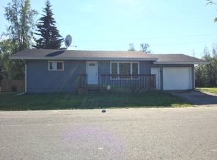 606 Holiday Rd, North Pole, AK 99705