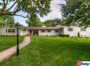 10704 Cedar St, Omaha, NE 68124
