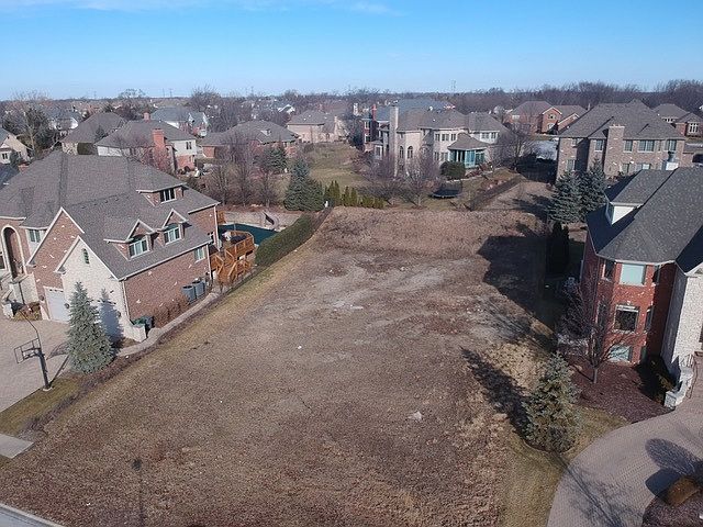 1st image of 10840 142nd St