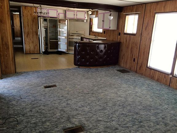2nd image of 17641 W Waterman Ln