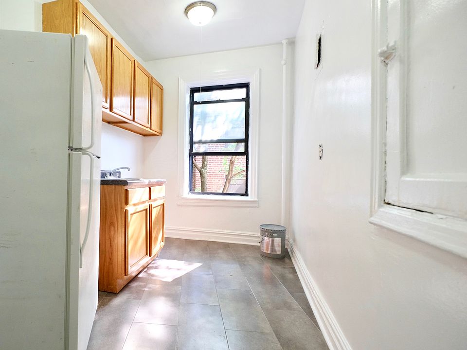 1st image of 3815 Bowne St APT 5K