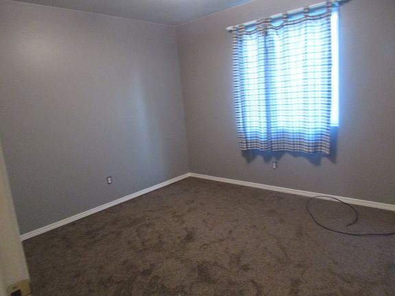 3rd image of 1309 W Virginia St