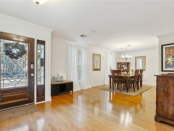 3rd image of 4317 Courtland Dr