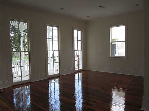 3rd image of 2908 Cleveland Ave