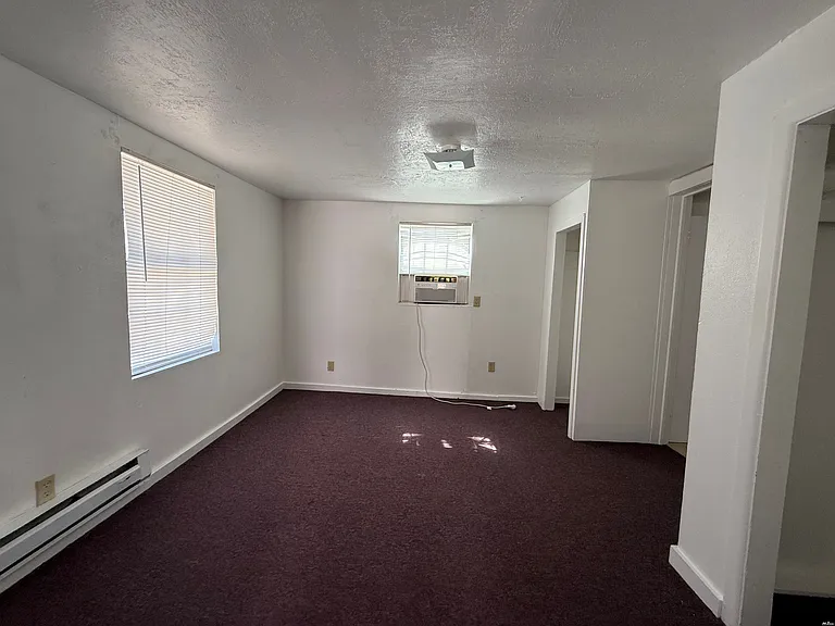 211 W Chisum Ave #5 — Photo 8