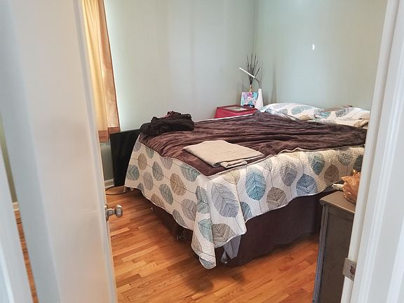 3rd image of 1711 Avenue D