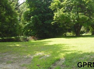 3949 Hartman Ave, Omaha, NE 68111