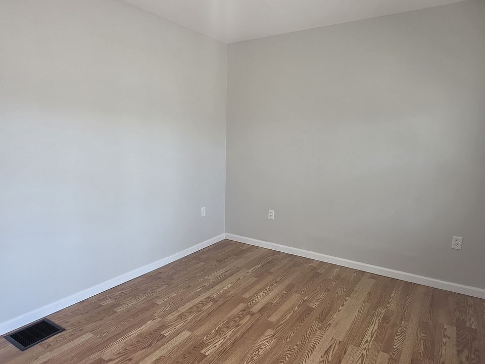 1st image of 279 Captain Thomas Blvd #F1a
