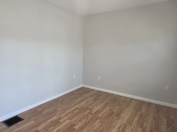 279 Captain Thomas Blvd, West Haven, CT