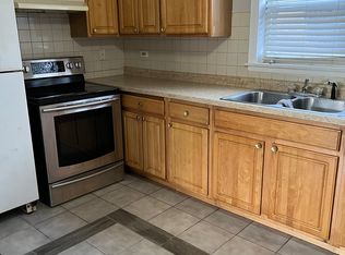 11005 S Lloyd Dr APT 4, Worth, IL 60482