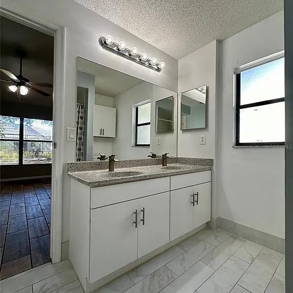 1831 Twisting Ln — Photo 8