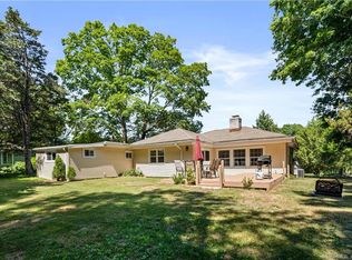 1642 Orchard Hill Rd, Cheshire, CT 06410