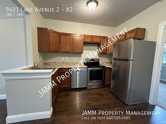 4th image of 9401 Lake Ave #2